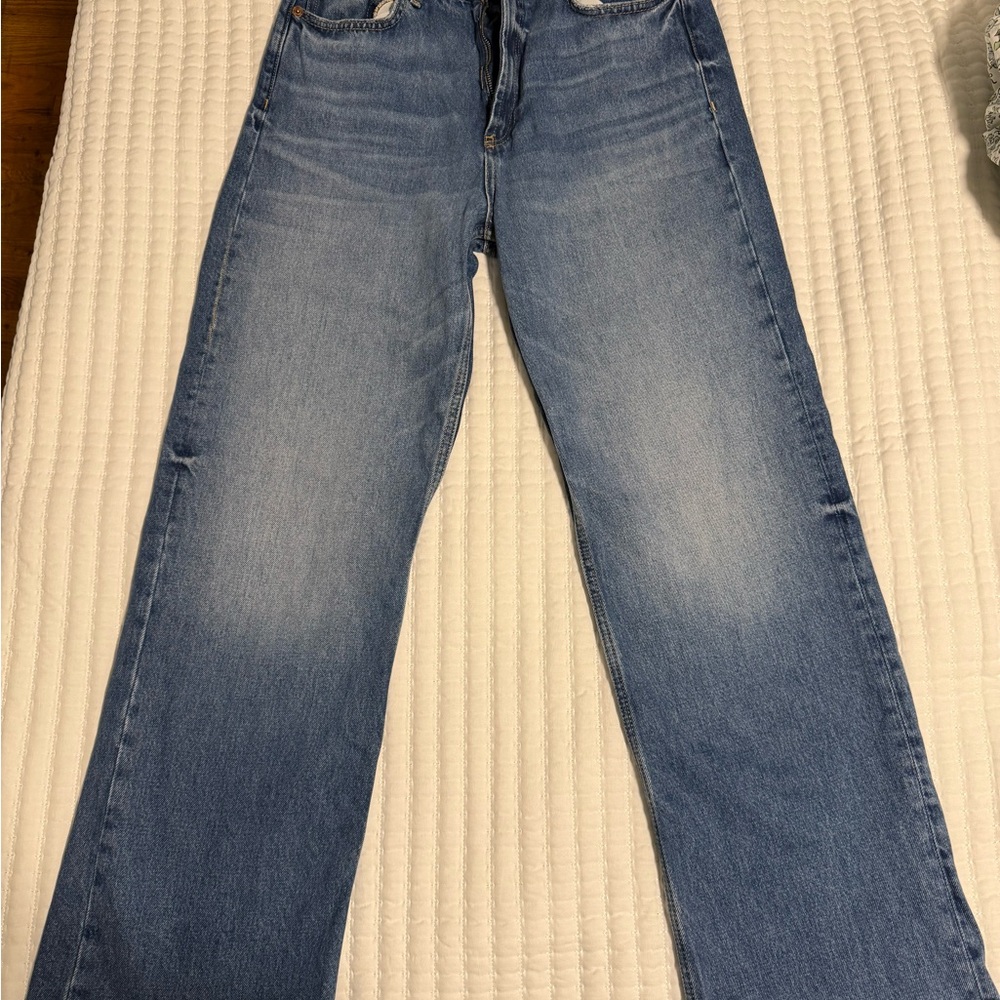 Zara Blue Straight Jeans Medium Wash